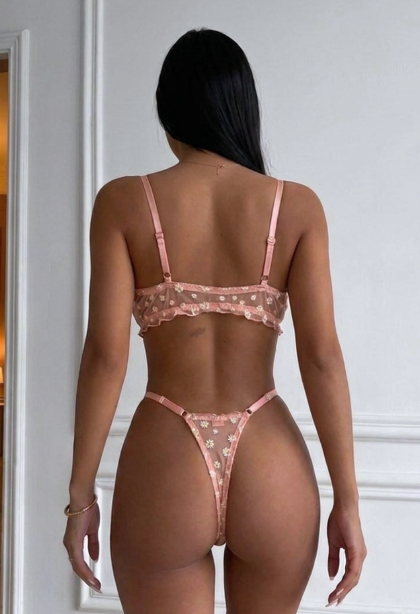 Chamomile Bralette Peach
